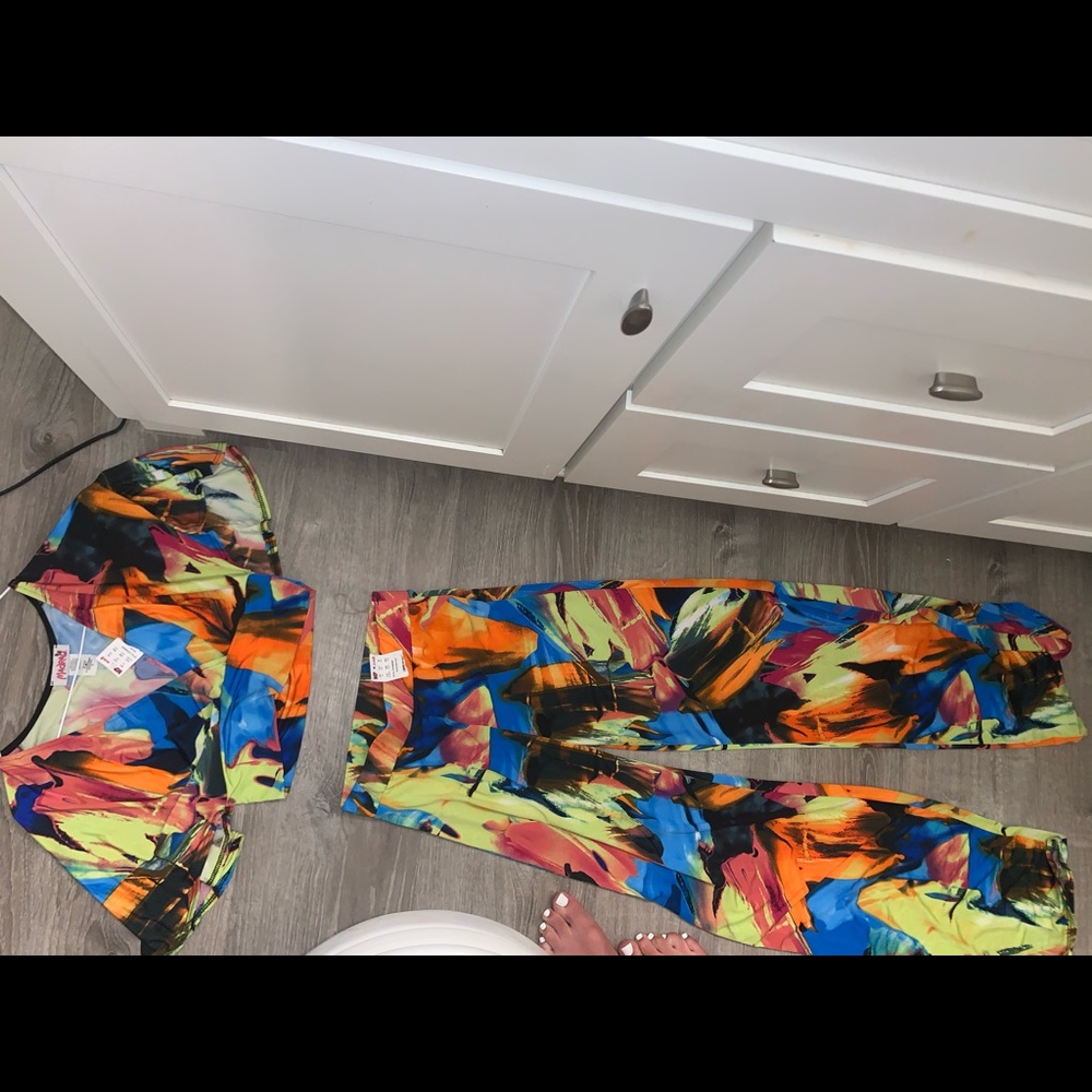 Two piece set